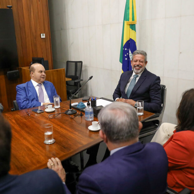 54183528136 58fc58704b h