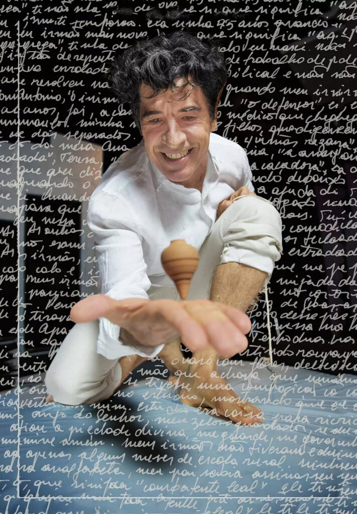 Paulo Betti em Autobiografia Autorizada. Foto de Mauro Khouri