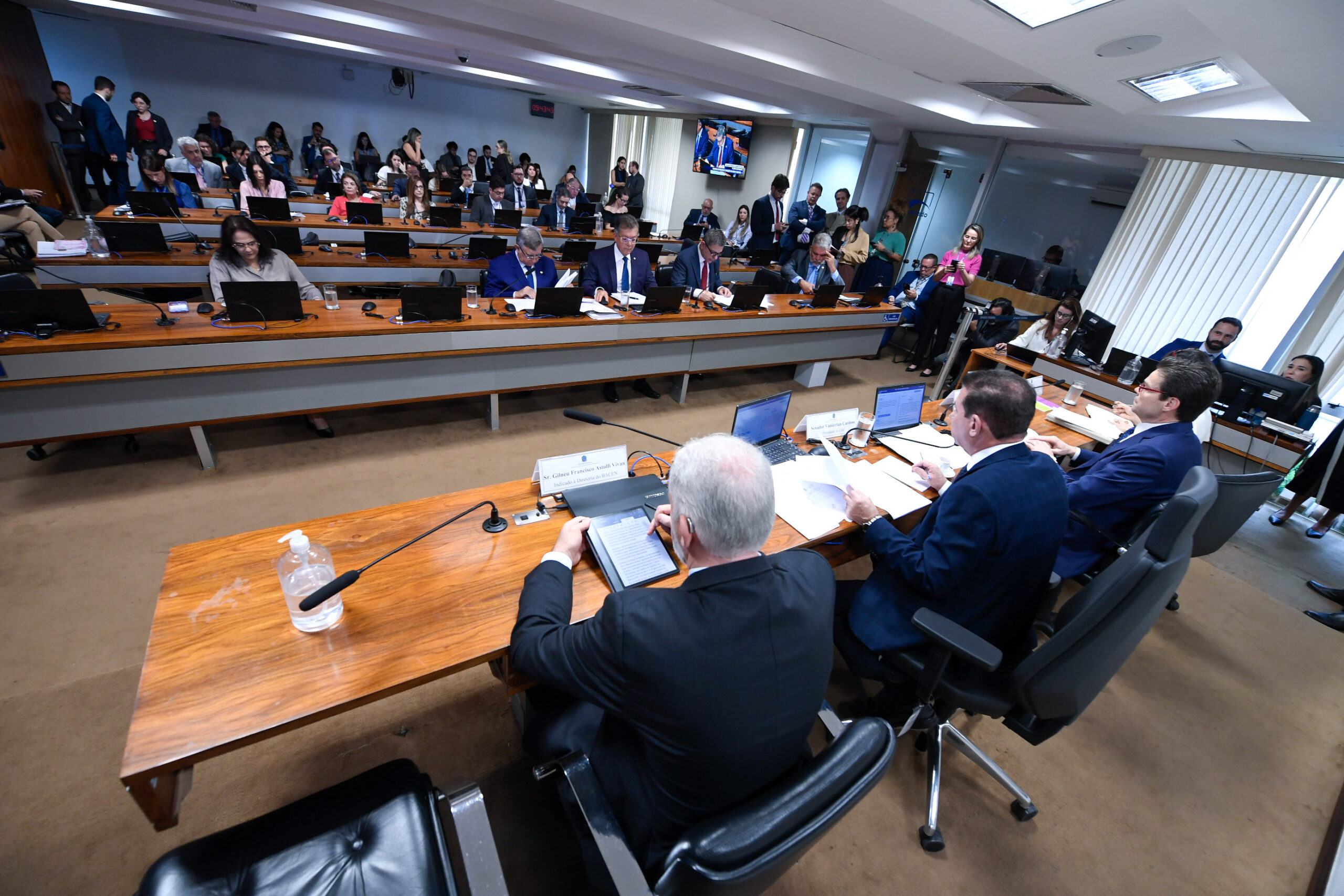 cae comissão de assuntos econômicos