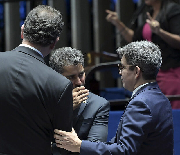 54196821598 a13dcc605d c