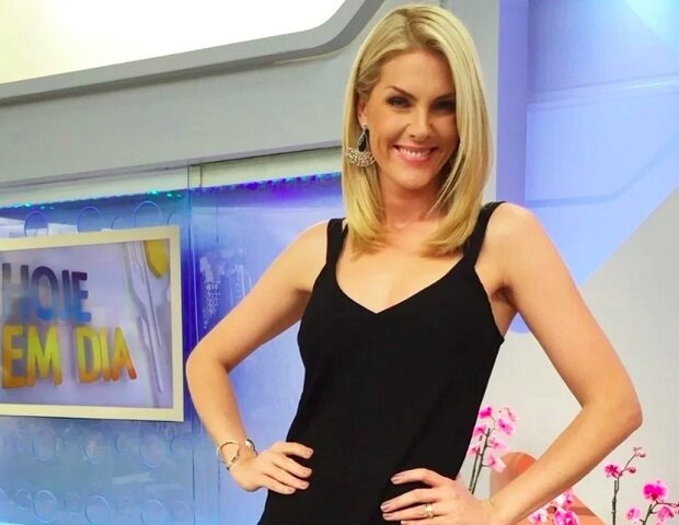 Após 20 anos de casa, a apresentadora garantiu mais três anos na emissora e celebrou com um show histórico no fim do ano.