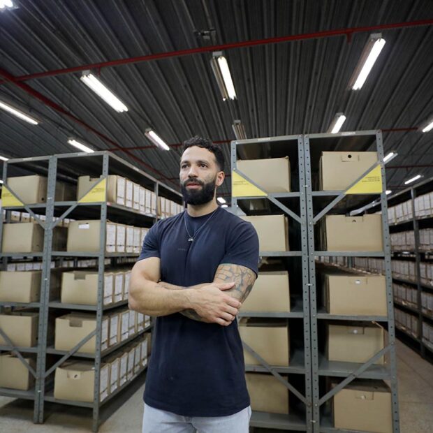 arquivista helio de alencar foto joel rodrigues 2