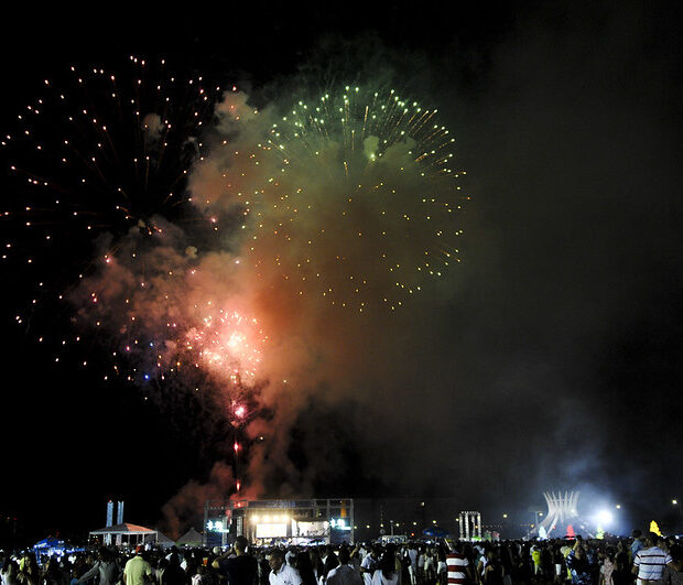 fogos artificio brasilia