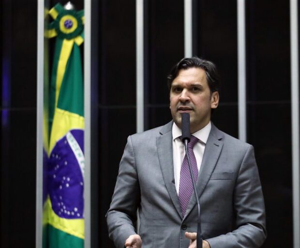 isnaldo bulhões