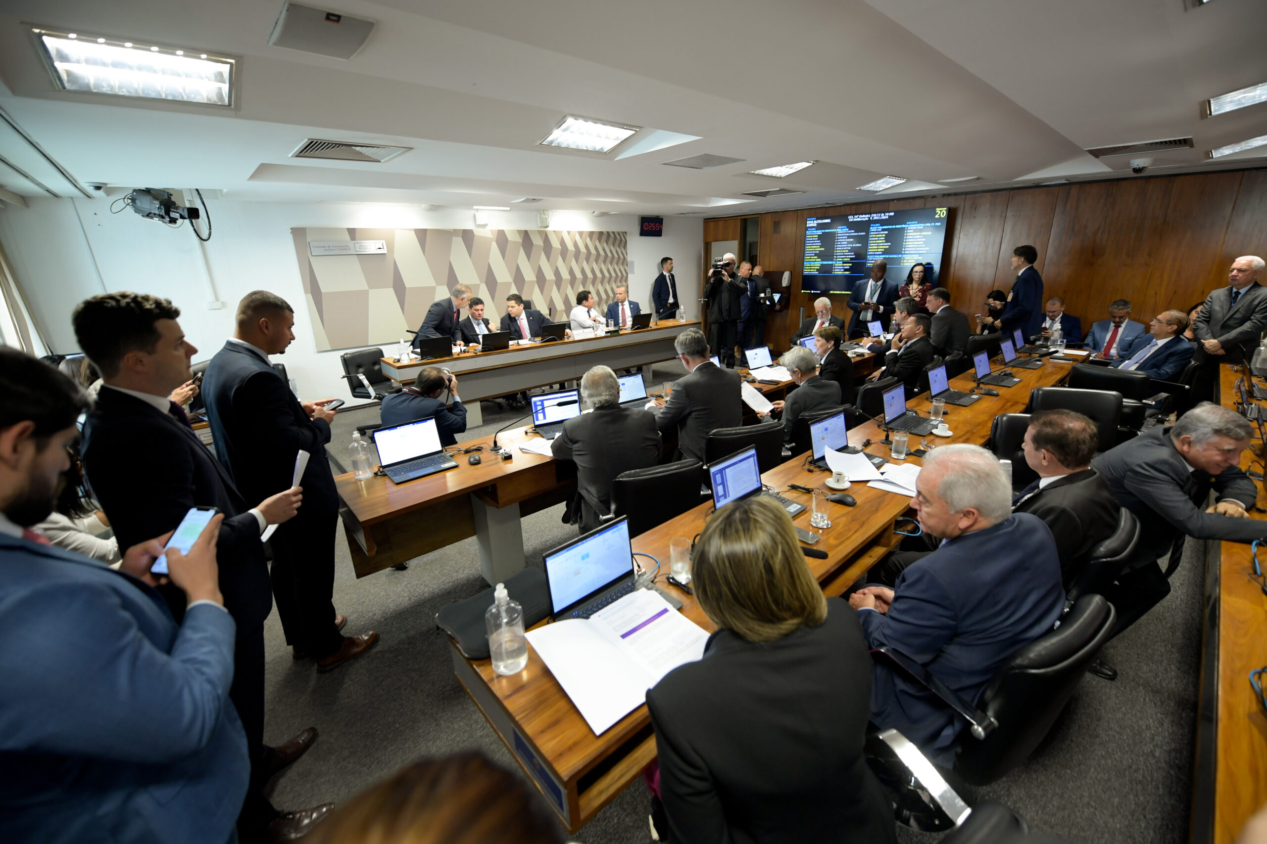 ccj comissão de constituição, justiça e cidadania