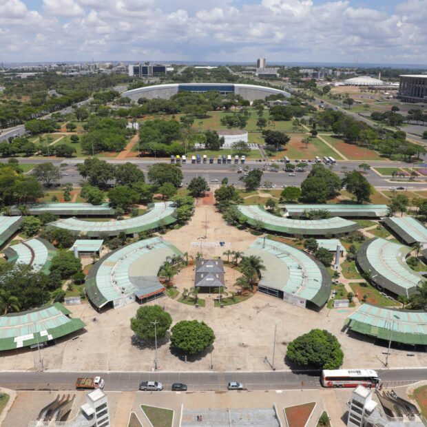 18.12. feira da torre. foto geovana albuquerque agencia brasilia 1920x1280