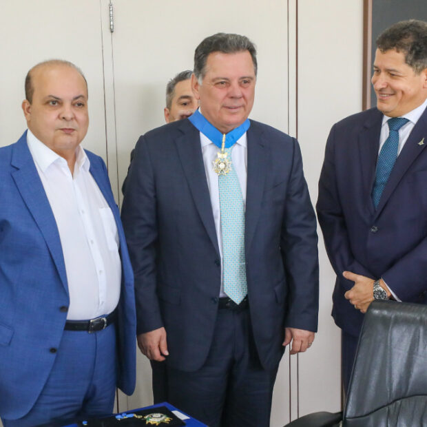 ex governador de goiás, marconi perillo é agraciado com a medalha mérito integração segurança pública