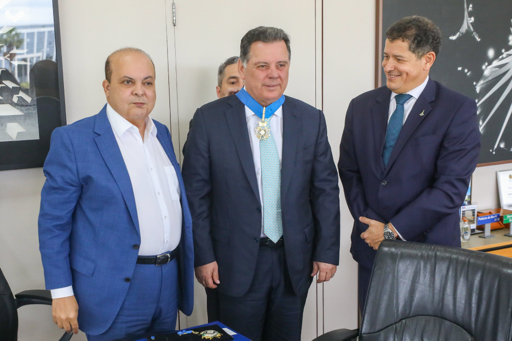 ex governador de goiás, marconi perillo é agraciado com a medalha mérito integração segurança pública