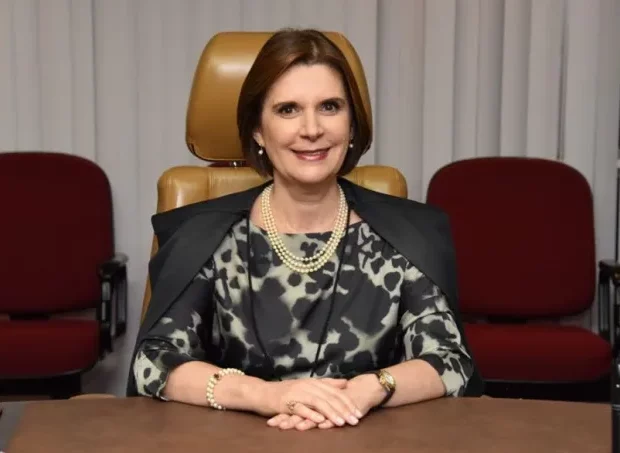 maria elizabeth guimarães teixeira