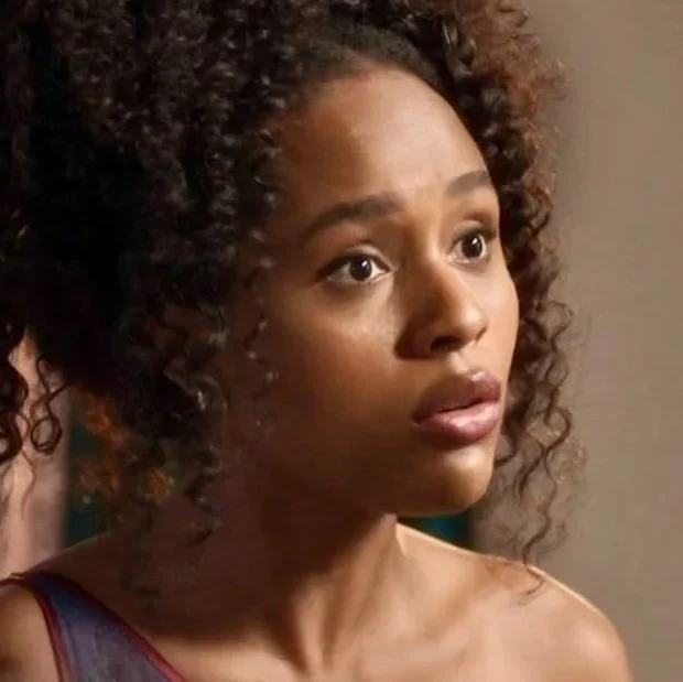 Traições, revelações e um beijo apaixonado marcam a trama em Copacabana!