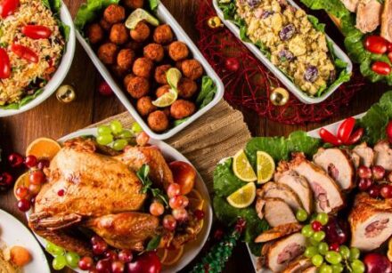 Menu tradicional de Natal na Pousada dos Pireneus. Crédito: Reprodução do Instagram