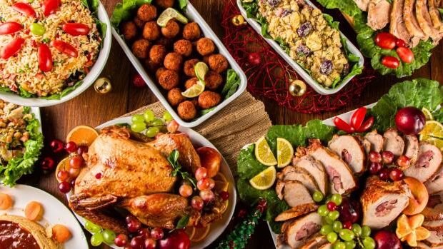 Menu tradicional de Natal na Pousada dos Pireneus. Crédito: Reprodução do Instagram