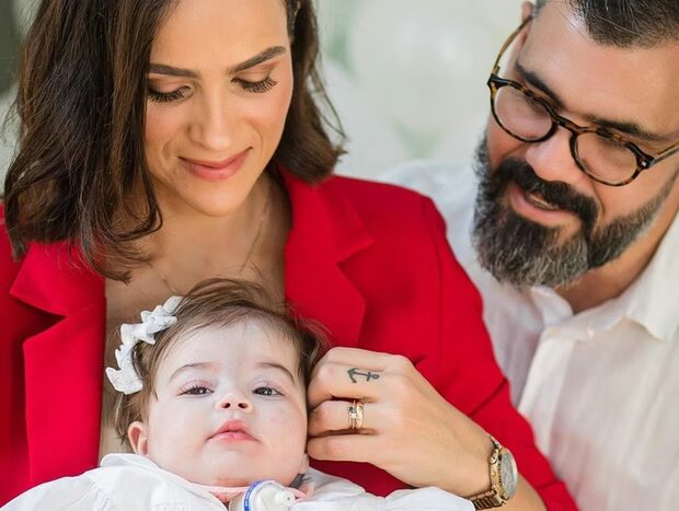 Após recente comemoração por avanços de saúde, Maria Guilhermina enfrenta nova batalha em plena reta final do ano.