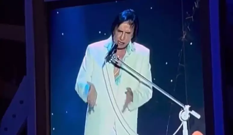 Apresentação na Praia do Pina vira palco de climão, com o Rei no centro da polêmica.