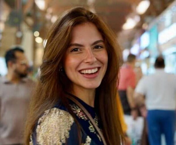 c5989529 8d6e 4e73 b114 0088e592384c