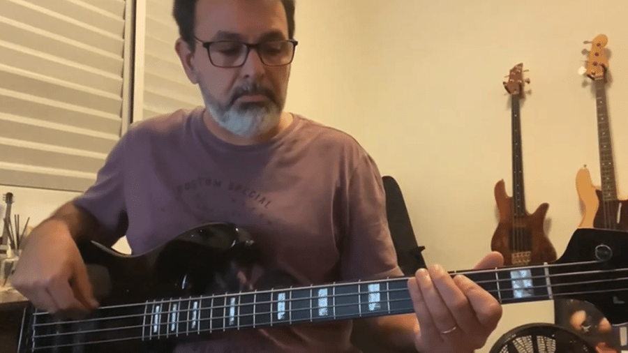 renato tommaso integrante do jota quest 1735567852009 v2 900x506