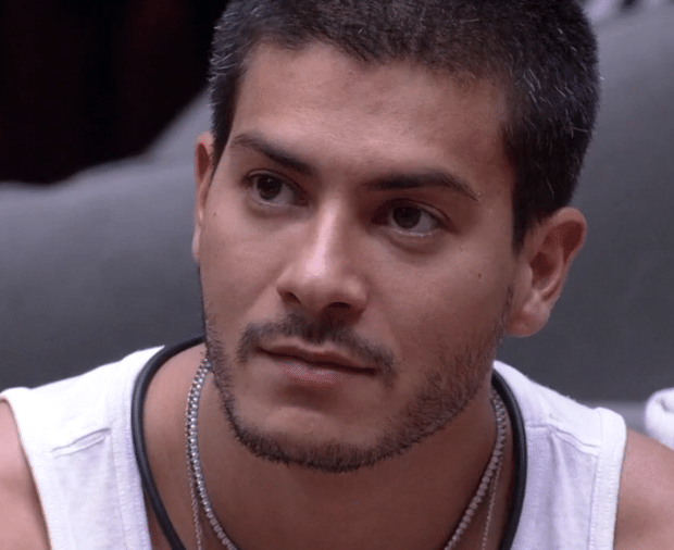 bbb 22 arthur aguiar em noite de jogo da discordia 1644285396028 v2 900x506