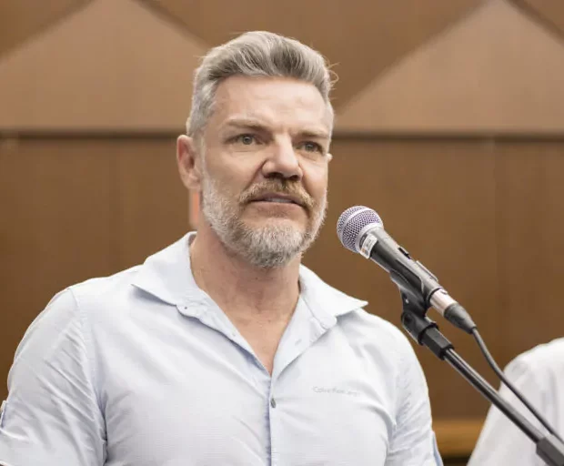 juliano lopes foto abraão bruck cmbh