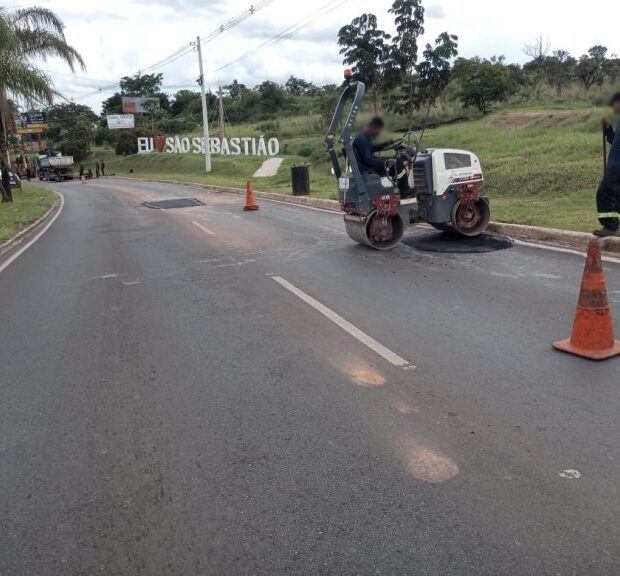 tapa buracos em sao sebastiao. fotos divulgacao adm sao sebastiao 4 768x576