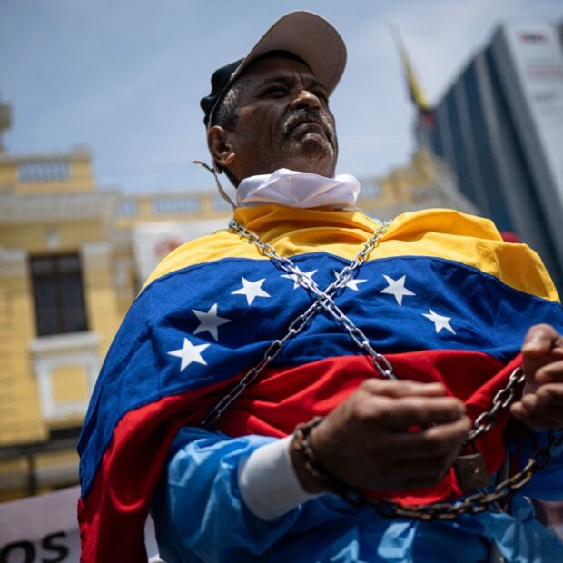 peru venezuela inauguration opposition protest