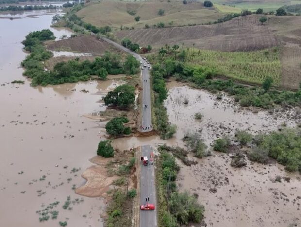 ef5a75db9074d11131f9d51fa06c39e7