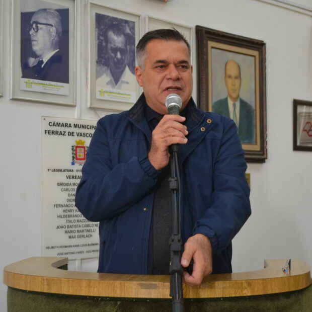 vereador inha podemos ataca facilidade para ter armas de fogo no brasil