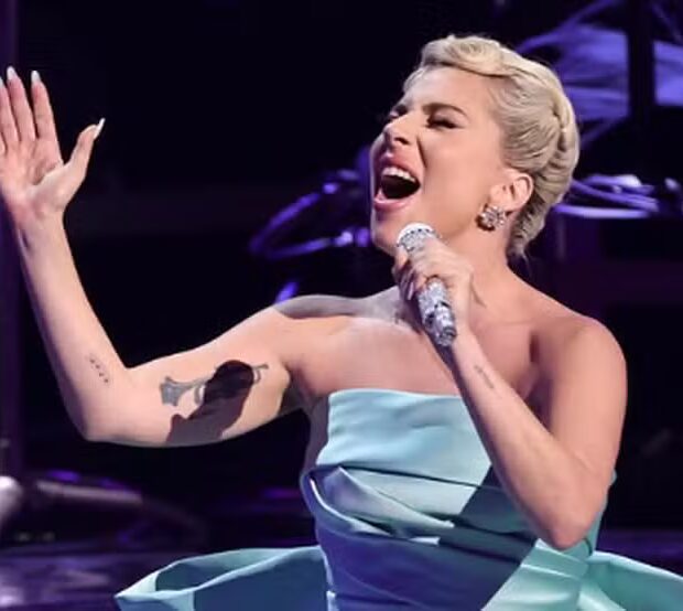 Agora é oficial! Lady Gaga se apresentará no Rio dia 03 de Maio