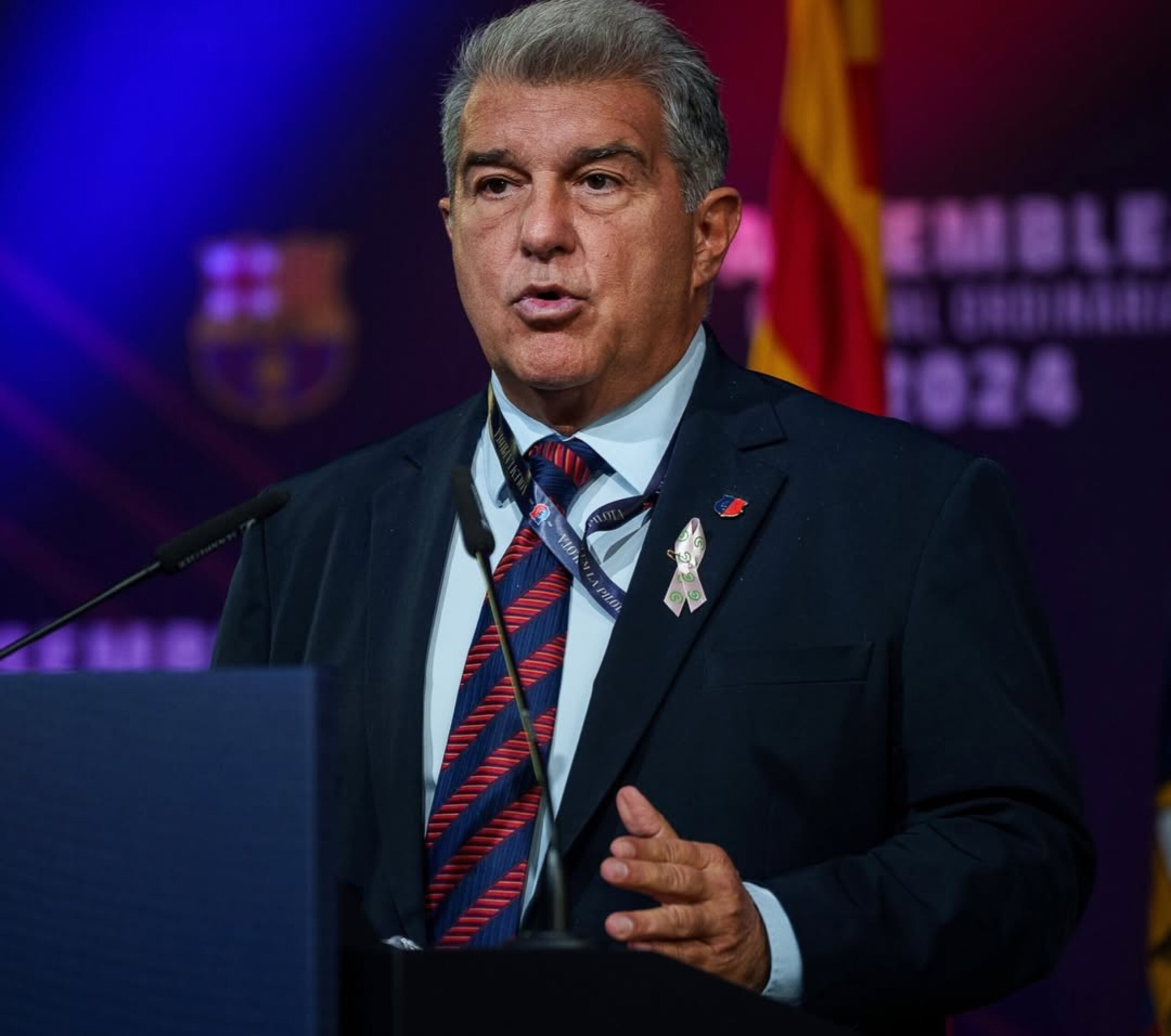 o presidente do barcelona, joan laporta