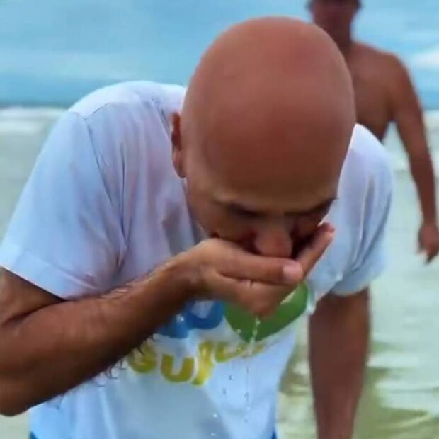 0c933cf7 a96d 4b0c bb49 976977107a79