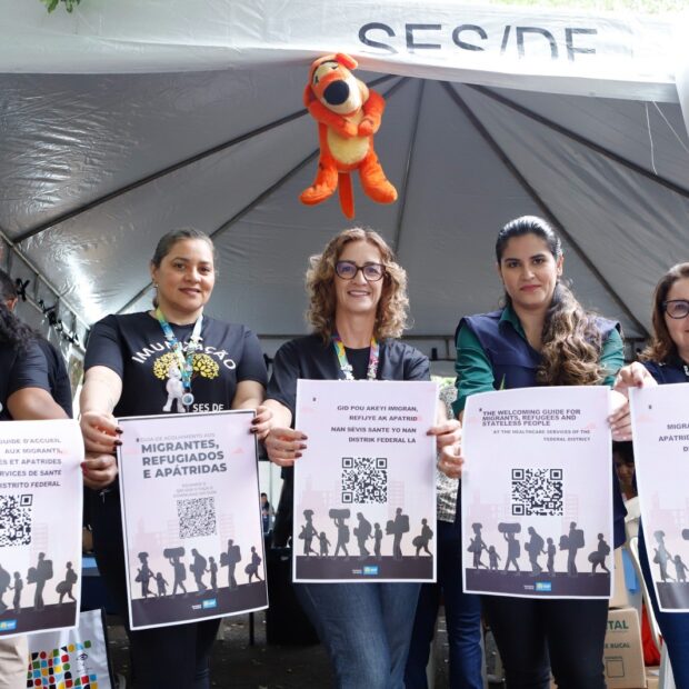 17.1. df ganha selo. o guia foi elaborado para apresentar direcionar e orientar estrangeiros acerca dos servicos publicos de saude no df. foto jhonantan cantare 1 1