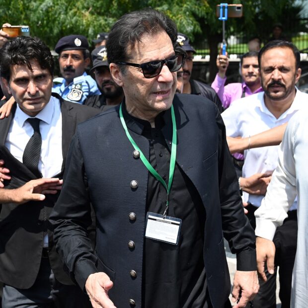 pakistan politics khan