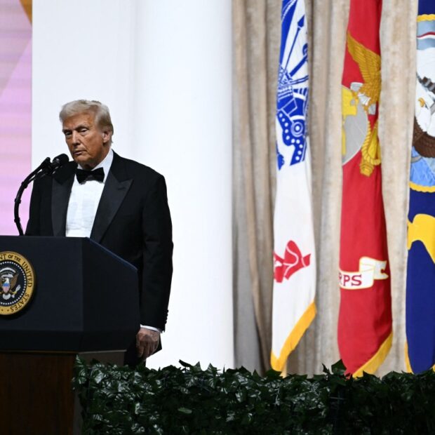 president trump attends inaugural balls