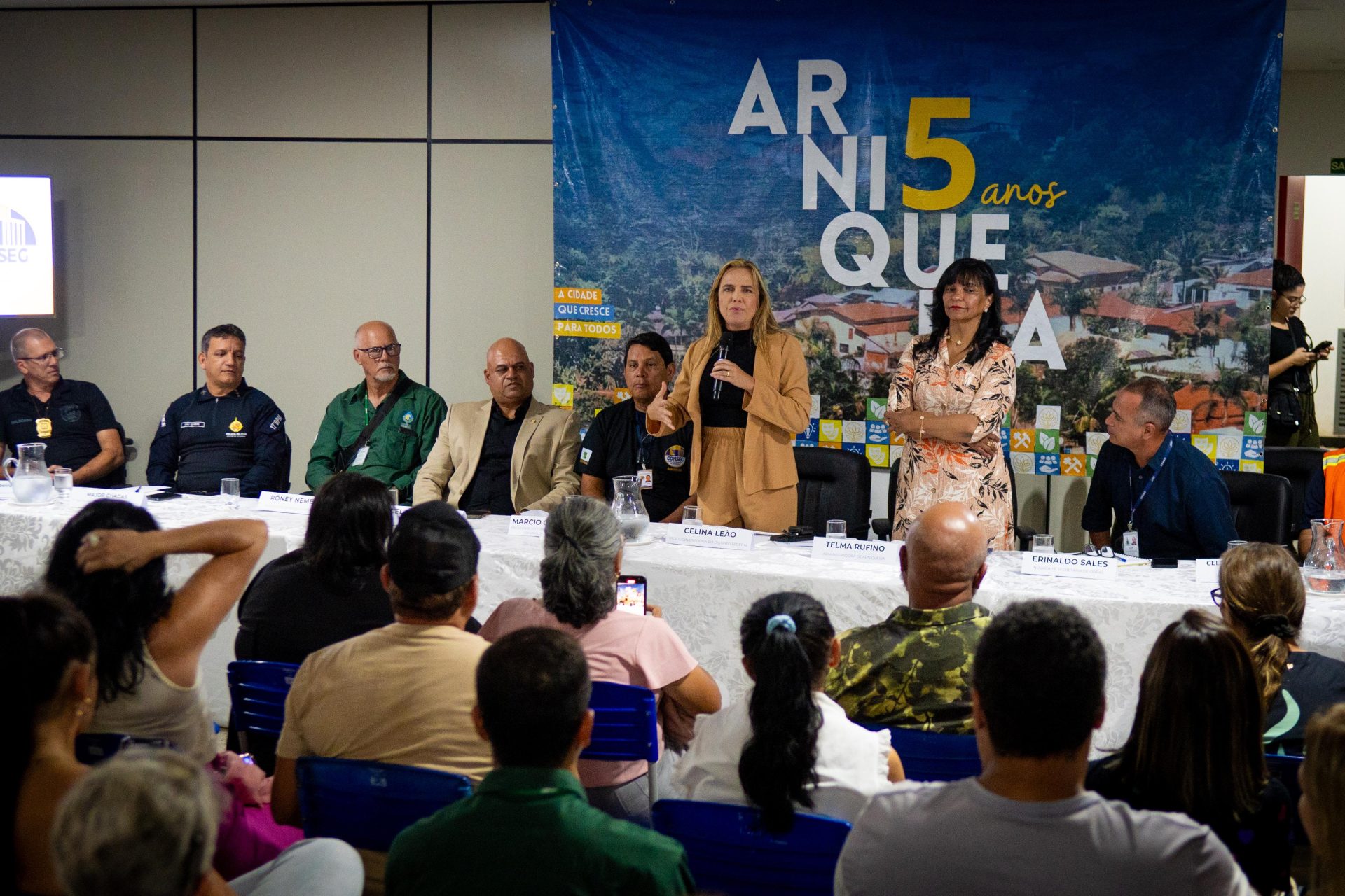 celina reuniao