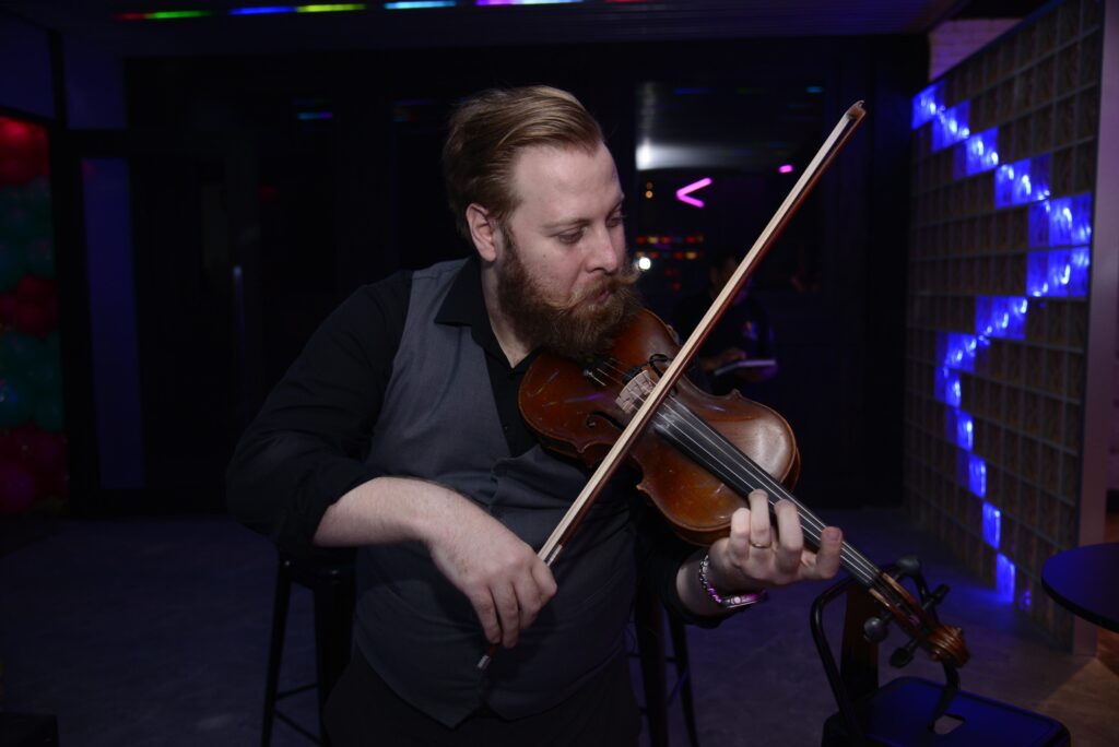 foto 03 violinista bruno arsky