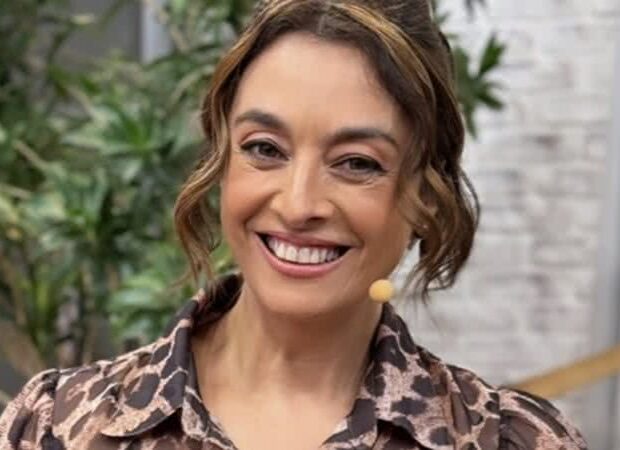 Sem diretor, sem rumo e com produtores arrancando os cabelos, o programa volta ao ar em menos de uma semana. Será que a Band está largando o vespertino às traças?