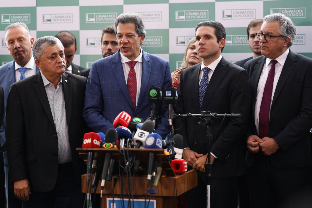 hugo motta recebe ministro fernando haddad na câmara dos deputados