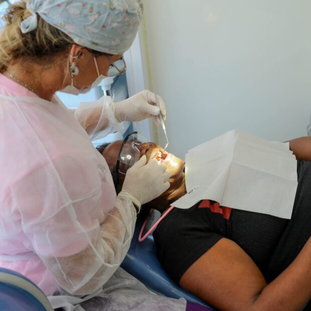 reconstruindo sorrisos