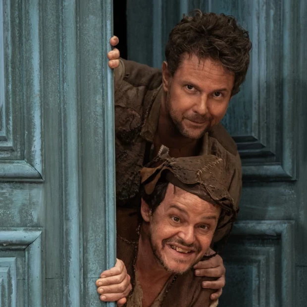 Selton Mello agita as redes enquanto João Grilo retorna triunfante em uma nova aventura cheia de confusões e milagres!