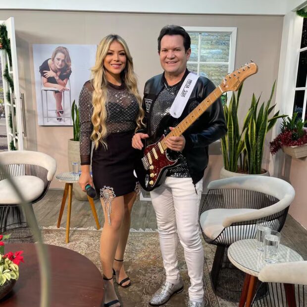 A artista, que dividia o palco com o ex-guitarrista da banda Calypso, foi apelidada de “a nova Joelma”.
