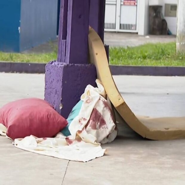 a60f2c6b e043 46b7 b306 37a074889350