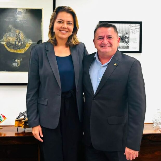 leila barros reginaldo veras