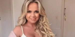 Em entrevista cheia de revelações, apresentadora confirma hábito e fala sobre sua jornada espiritual e o marido Adriano Ricco