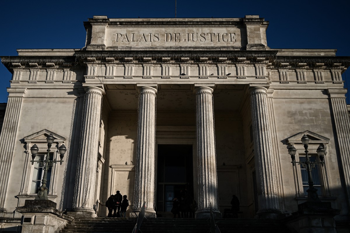 files france justice trial surgeon paedophilia