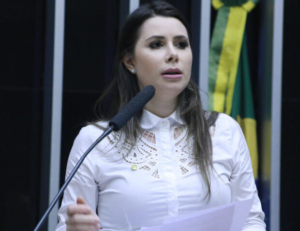 deputada carolina toni 848x477