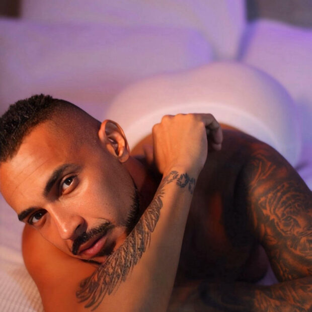 O muso da São Clemente relatou que recebeu dezenas de cantadas no Instagram