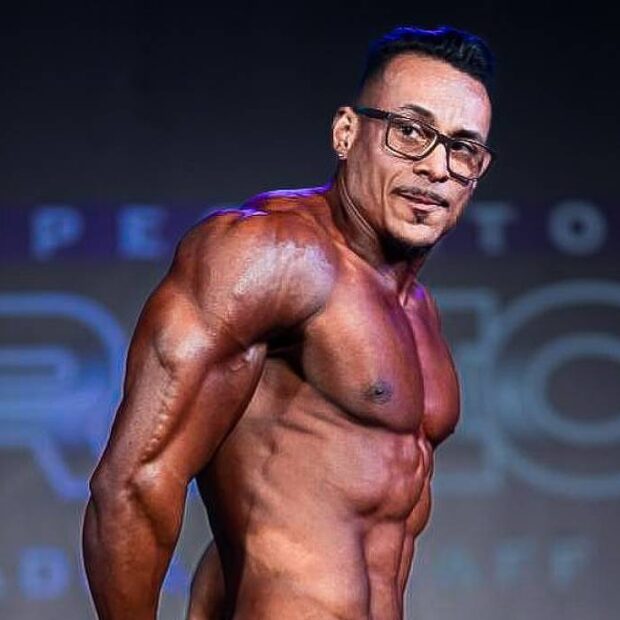 fisiculturista e personal trainer valdenir da silva almeida
