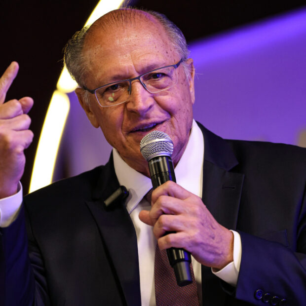 alckmin faz palestra no evento idp summit