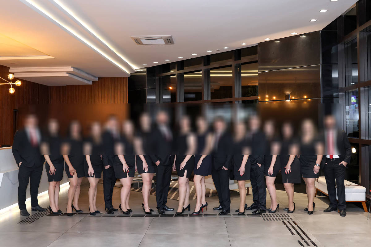 estudantes jogo do tigrimo