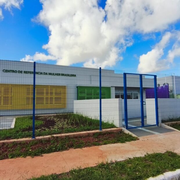 casa da mulehr brasileira