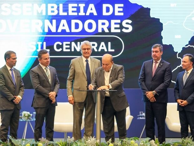 a83dc0df6400b04a11bea8ea8de9beb7 1